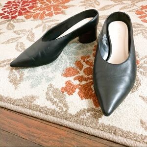 Ultra Chic Nine West Mules, Low Heel